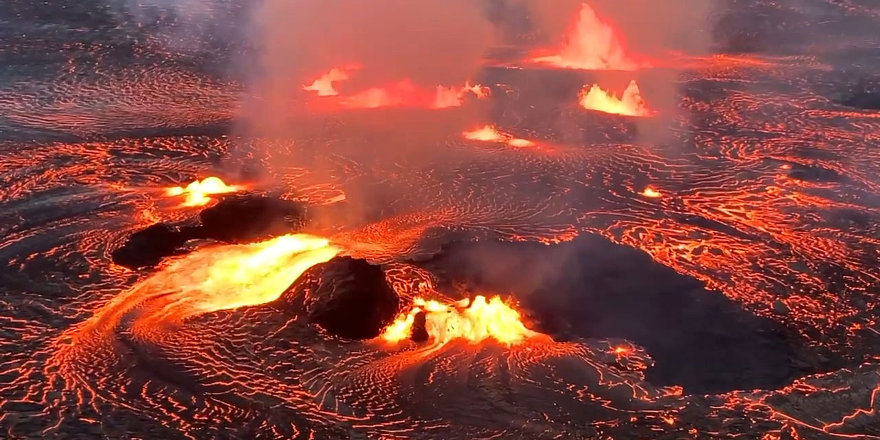 Dünyanın en aktif yanardağlarından Kilauea, yeniden faaliyette