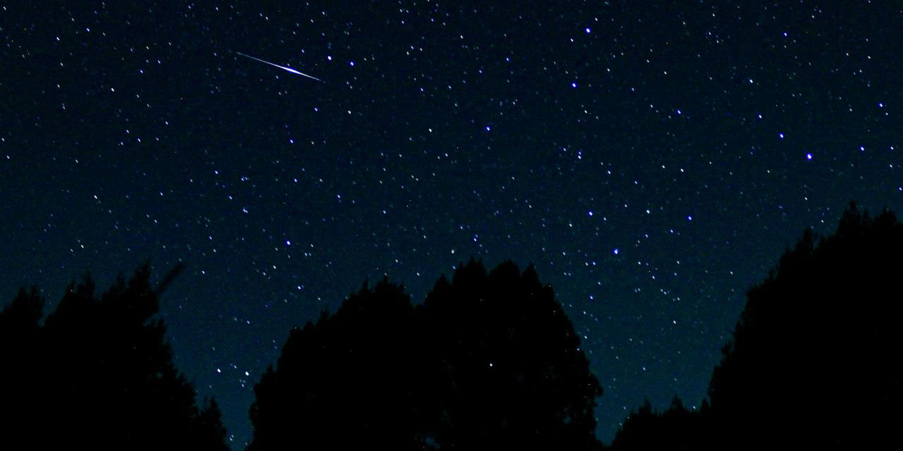 Perseid meteor yağmuru Türkiye'nin birçok ilinde ilgiyle izlendi