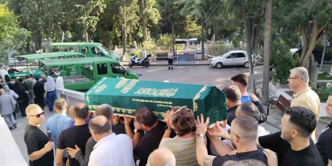 Diyanet'ten cenazede alkış, müzik, çelenk, resim ve taziye yemeği uyarısı!