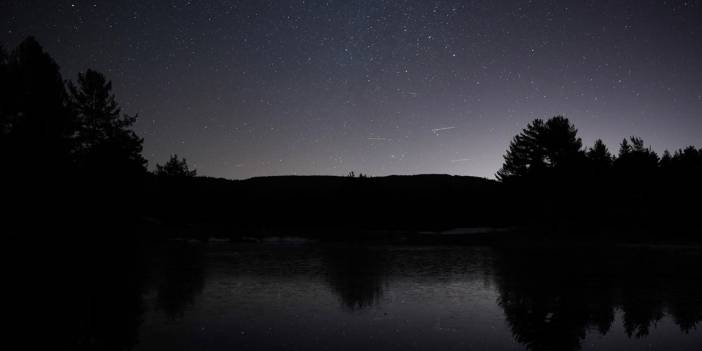 Işık Dağı'nda yıldızlı gece