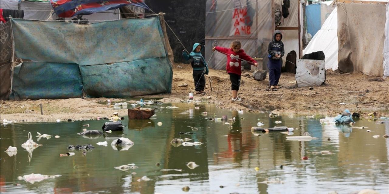 Gazze çevre felaketiyle de karşı karşıya