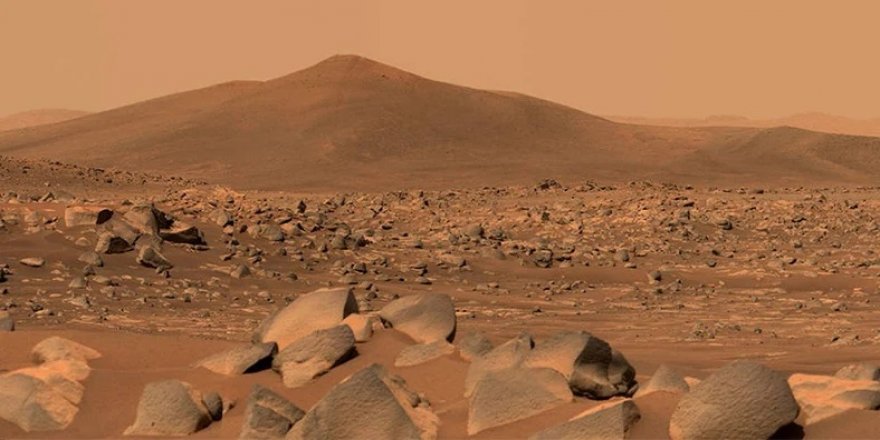NASA'nın aracı, Mars'ta yaşam bulmak için kilit görevine başladı