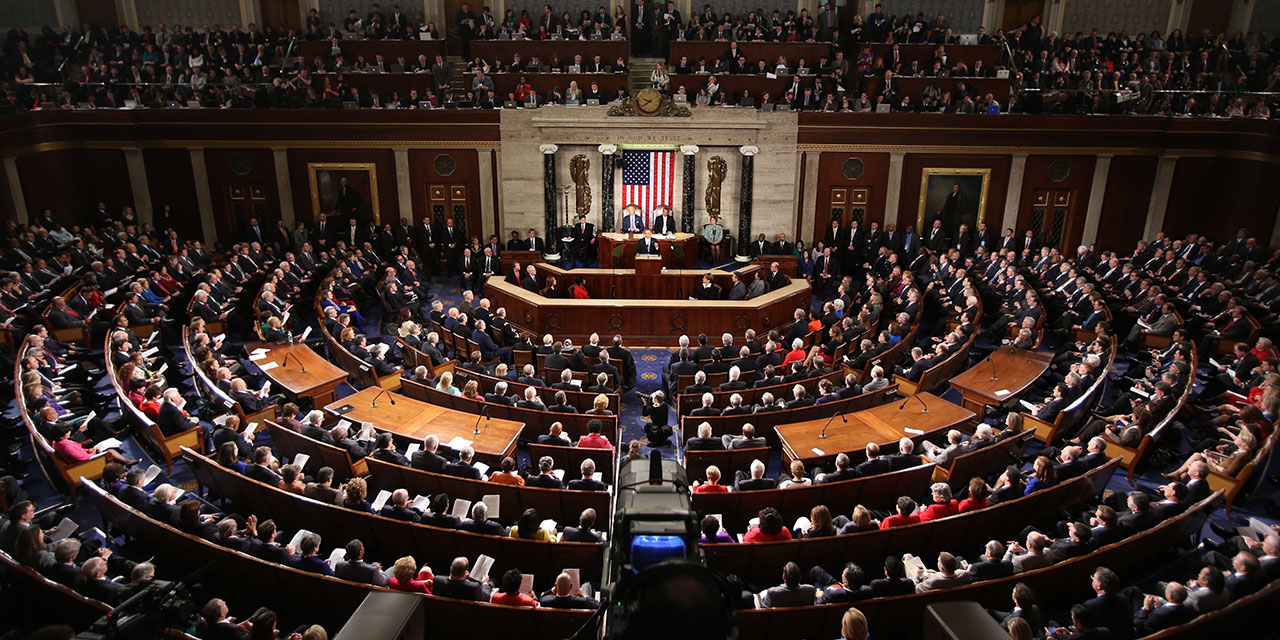 Amerika'da kongre üyelerinden Trump için azil çağrısı