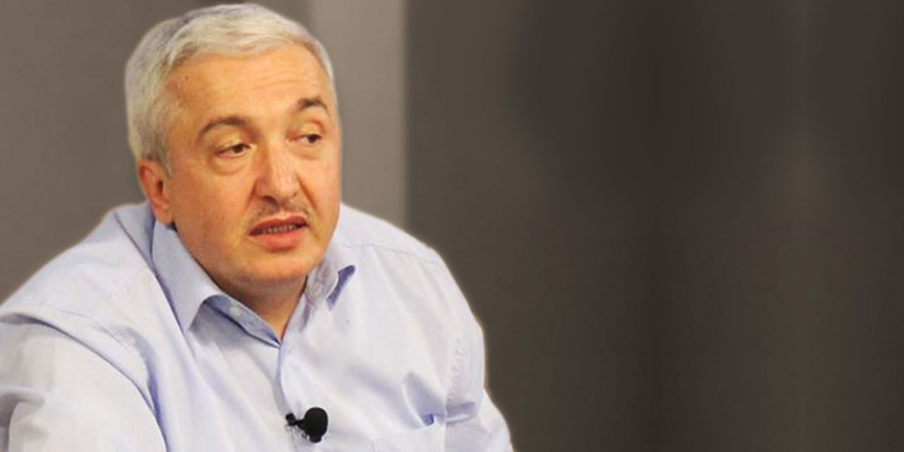 Özgür bey Kur'an'ı dirilere okunmasını yasaklıyor, Mehmet Okuyan da ölülere yasaklıyor!