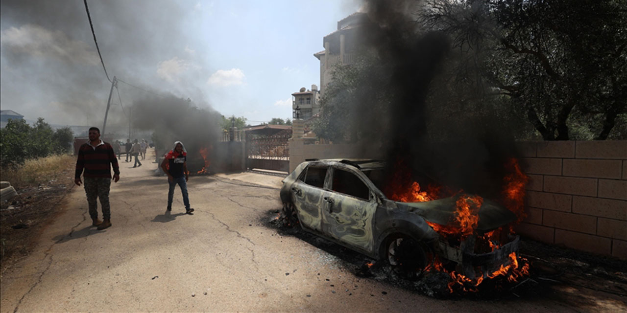 İşgalci Yahudiler, Filistinlileri öldürdü, ev ve araçlarını ateşe verdi