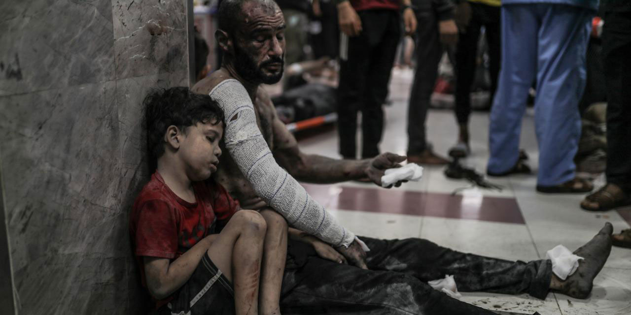 Şifa Hastanesi'nde mahsur kalan 7 bin kişi, 8 gündür aç ve susuz