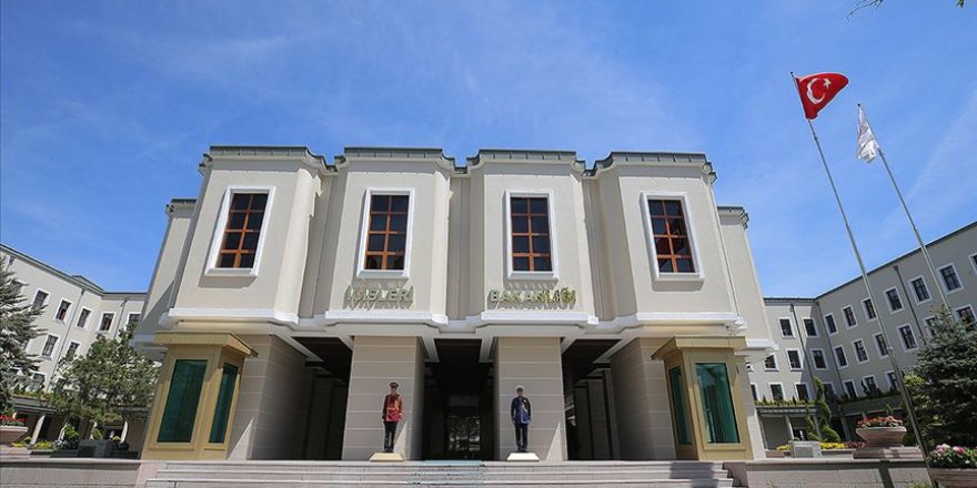 Yılbaşından bugüne kadar 21 bin 87 düzensiz göçmen sınır dışı edildi