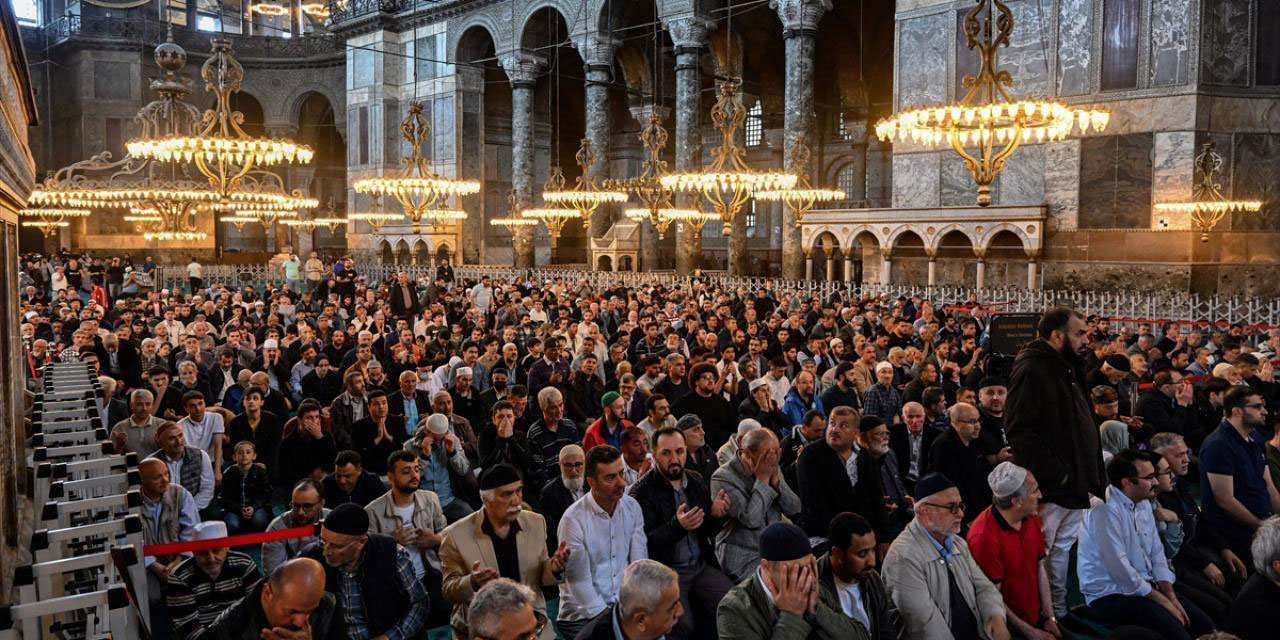 Haydi Bismillah: İlk teravih ve ilk sahur bu gece