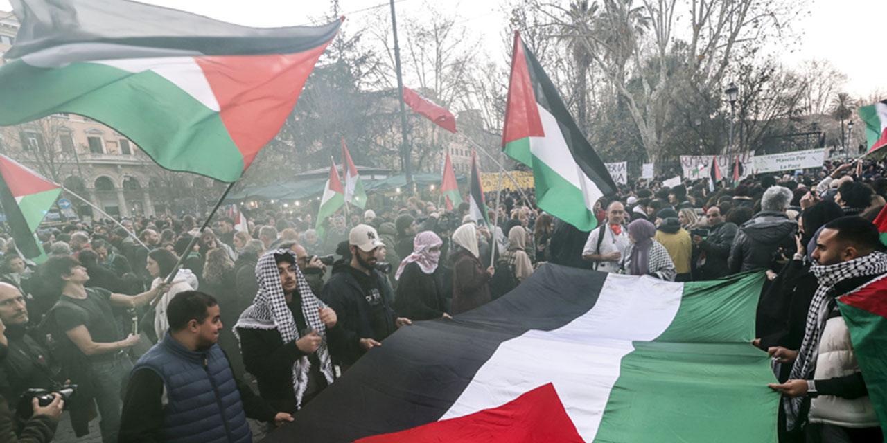İtalyanlar, Yahudilerin yasaklatmasına rağmen Filistin için meydanlara indi