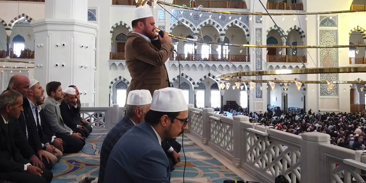 Namaz için yapılan 'kamet'in şartları