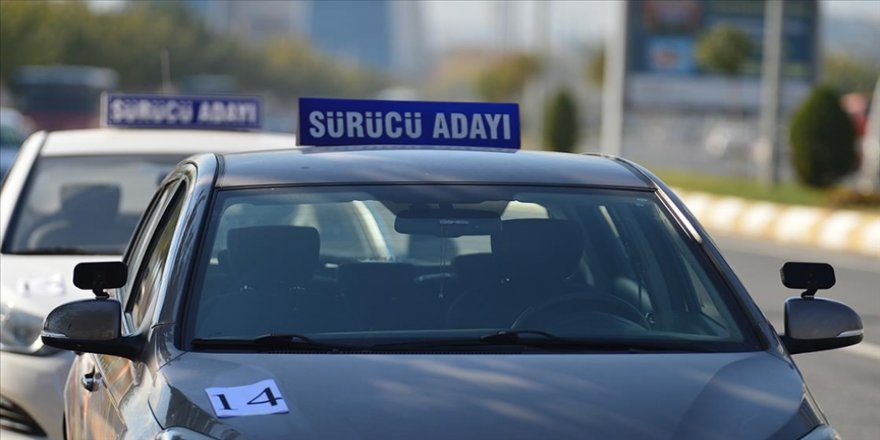 Ehliyet sınavında animasyonlu soru geliyor