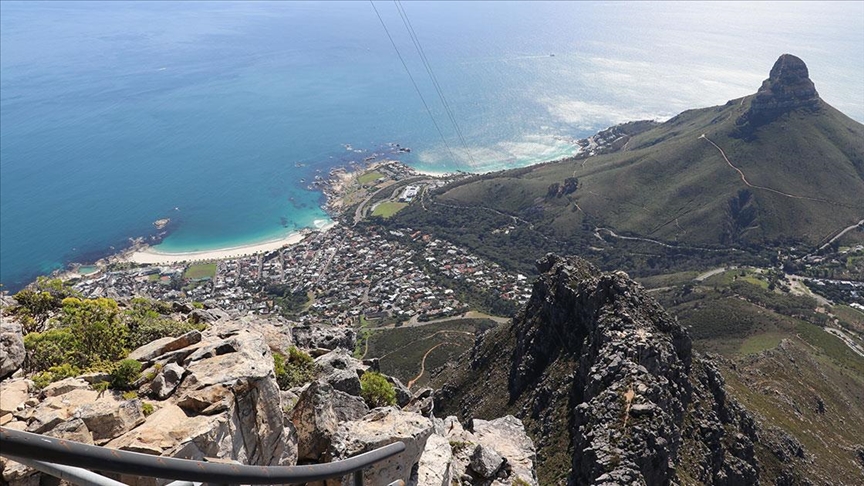 Afrika'nın güney ucunda bir yaratılış harikası: Masa Dağı
