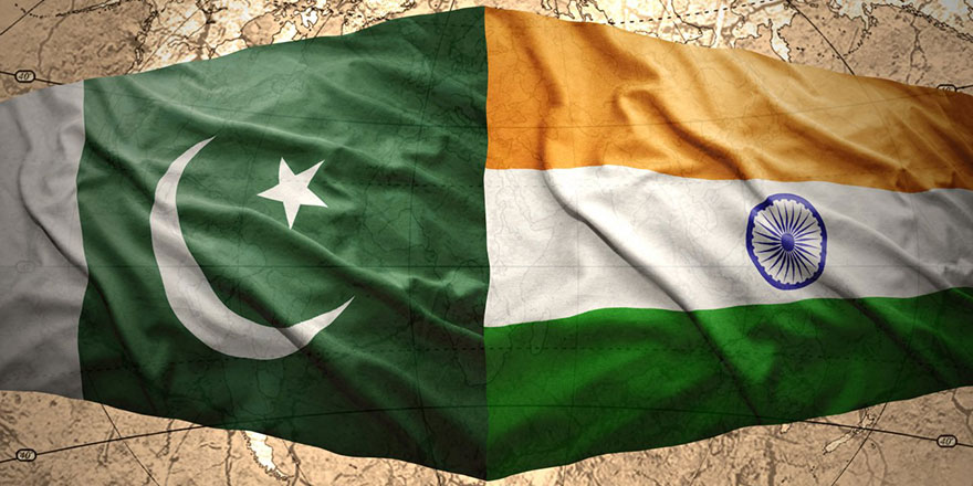 Pakistan'dan Hindistan'a: Müslüman kadınlara yaptıklarınız alçakça!