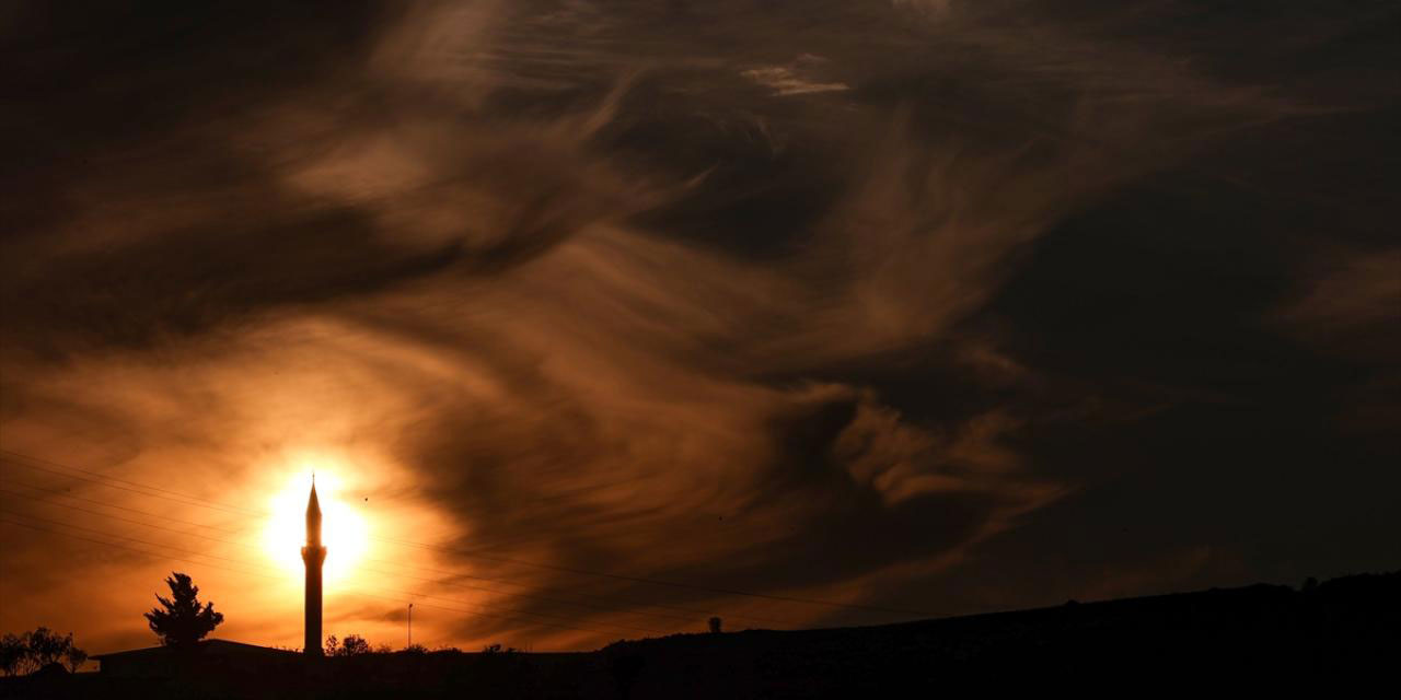 Gaziantep'te gün batımı tefekkürü