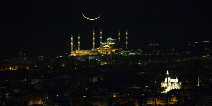 İstanbul'da hilal