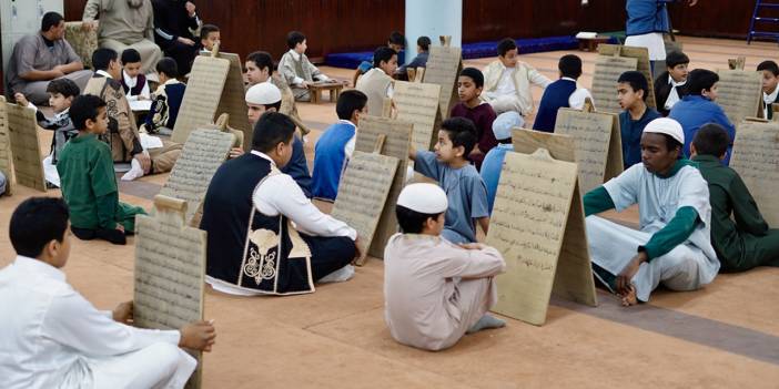 Libya'da ahşap levha ile Kur'an-ı Kerim eğitimi
