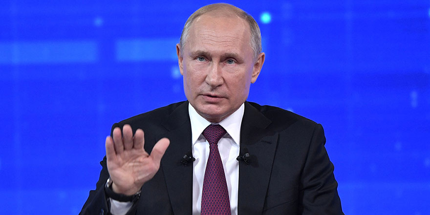 Putin 'Babalar Günü'nü değiştirdi