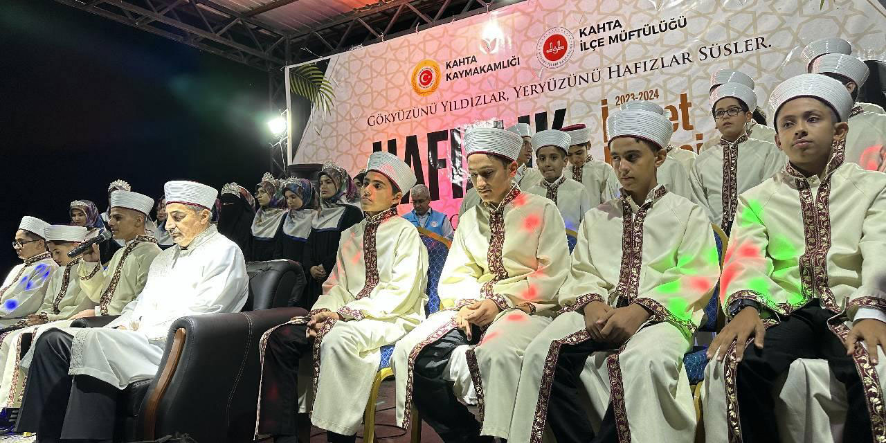 Kahta'da 32 hafız için icazet töreni düzenlendi
