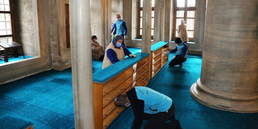 Eyüpsultan Camii, Ramazan öncesi gül suyuyla yıkandı