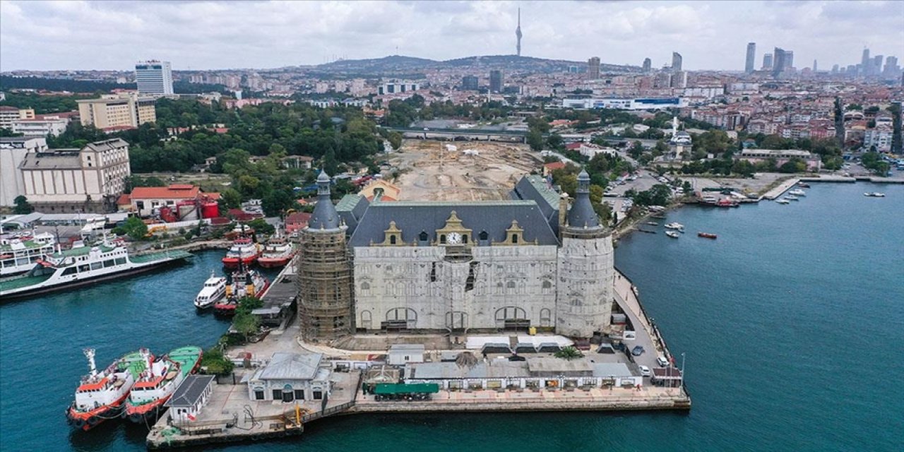 Asırlık Haydarpaşa Garı'nda yılların yanlışları düzeltiliyor