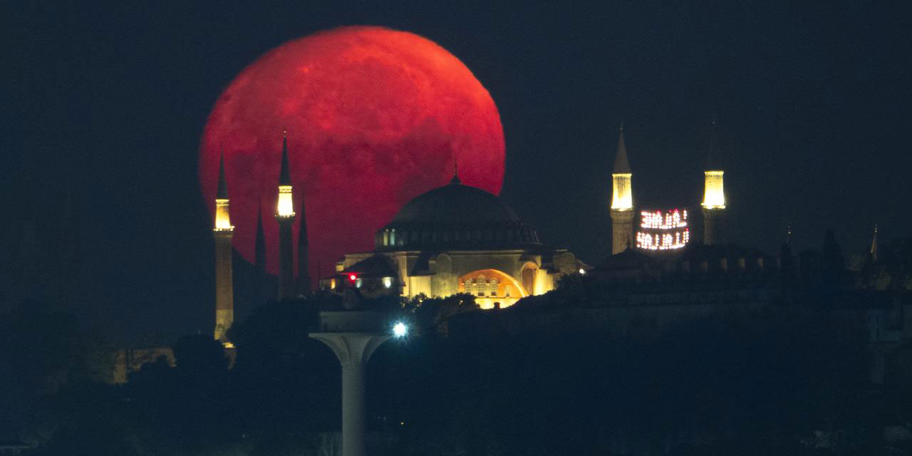 Türkiye'den dolunay manzaraları