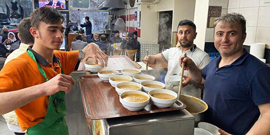 Bu lokantada 15 yıldır iftar yemekleri ücretsiz