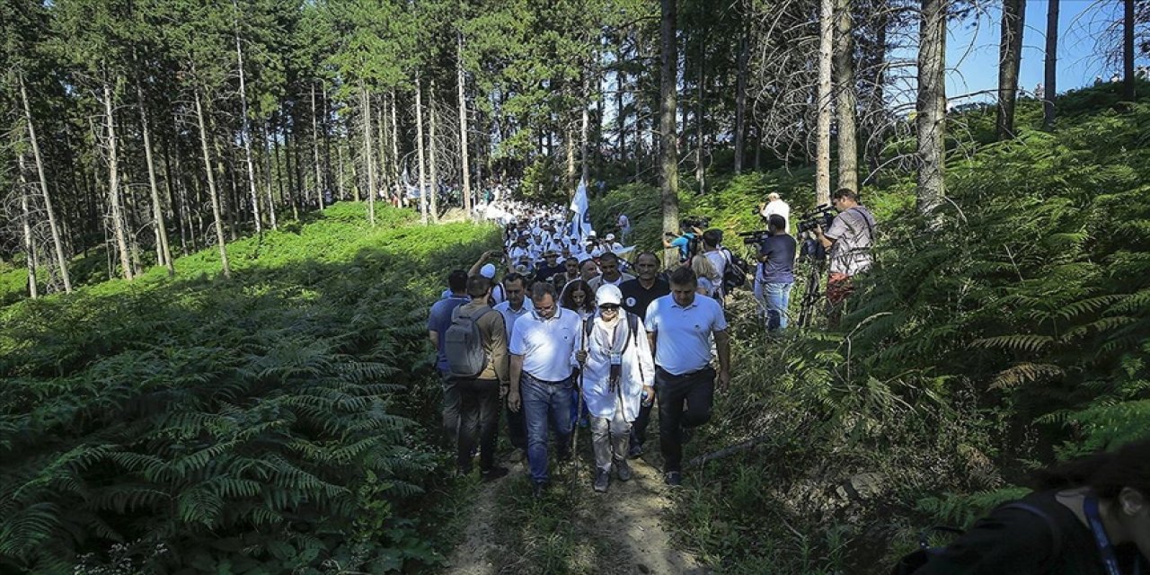 Srebrenitsa'da binlerce kişinin katılımıyla ölüm yolunda Barış Yürüyüşü yarın başlıyor