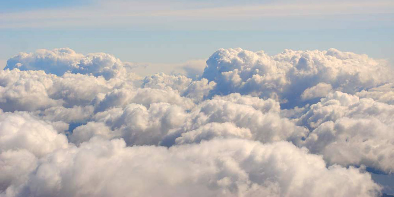 Şimdi yüz tabakalık fıtrî bir sarayın, en yukarı menzilinde bulunuyorum