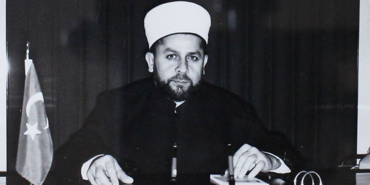 Müftü aynı zamanda Nakşi olan Hocadan 'sakalsız Said Nursi' müdafaası