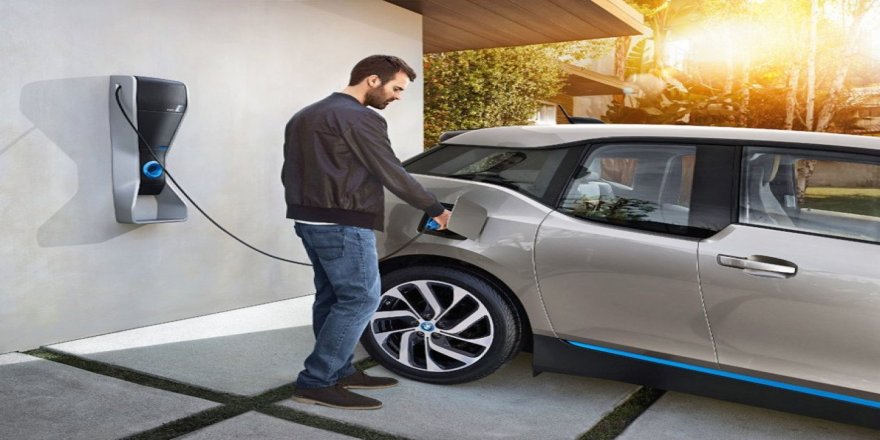 İngiltere, yeni binalarda elektrikli araçlar için şarj noktalarını zorunlu kılıyor