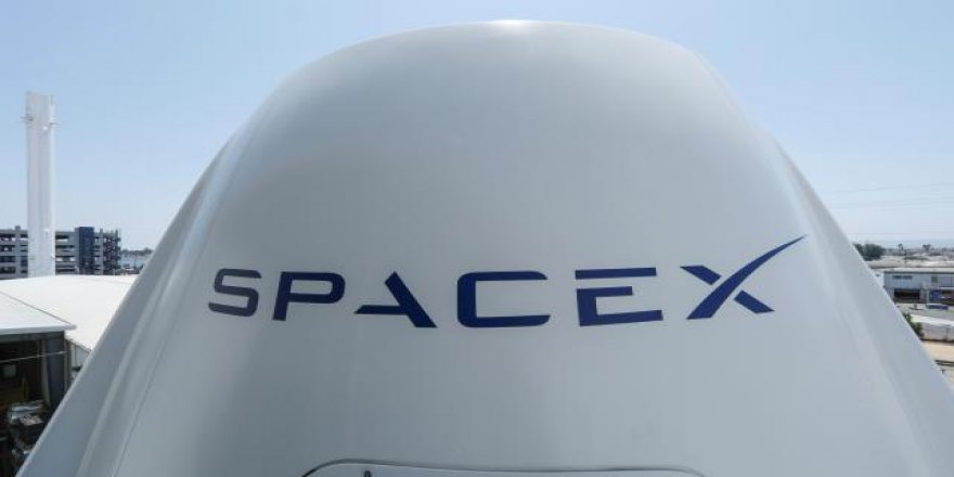 SpaceX Falcon 9'dan tarihi iniş