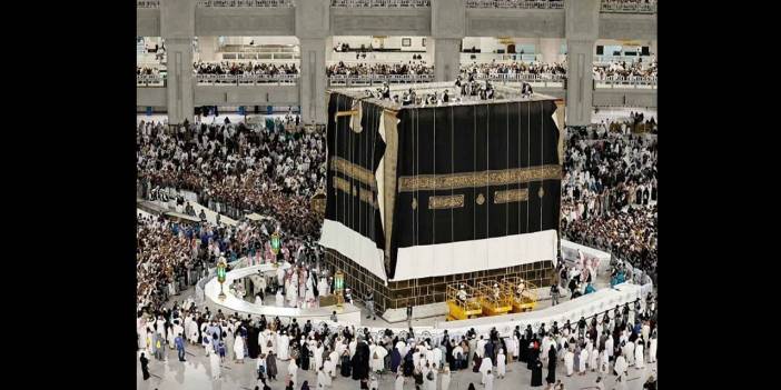 Kabe'nin örtüsü Hicri yılın ilk günü değiştirildi / 19 Temmuz 2023 / 1 Muharrem 1445