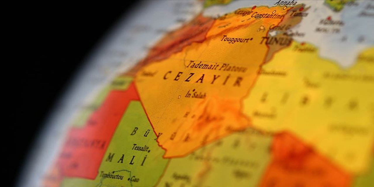 Cezayir ile Tunus arasındaki sessiz kriz karşılıklı ziyaretlerle aşılmaya başlandı