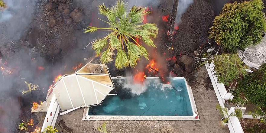 Subhanallah! La Palma Adası'nda patlayan lavlar 33 günde 2 bin 185 binayı yuttu