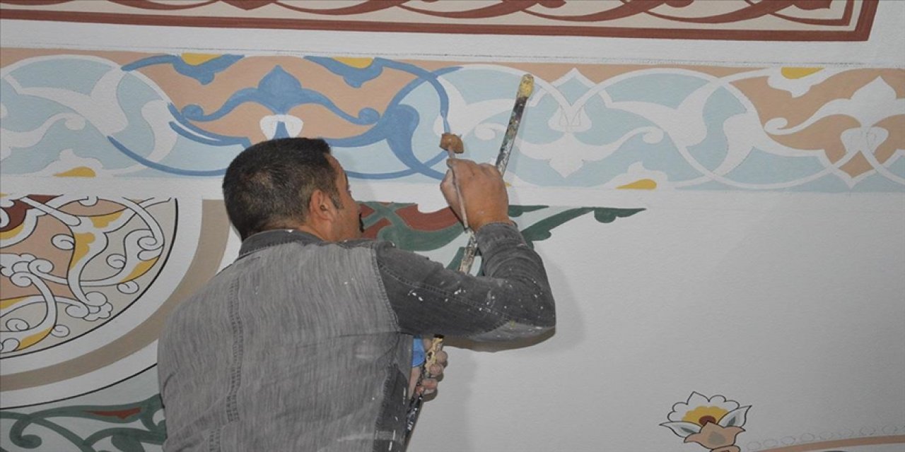 Bu mesleğe aşık oldum: 30 yıldır camileri süslüyor