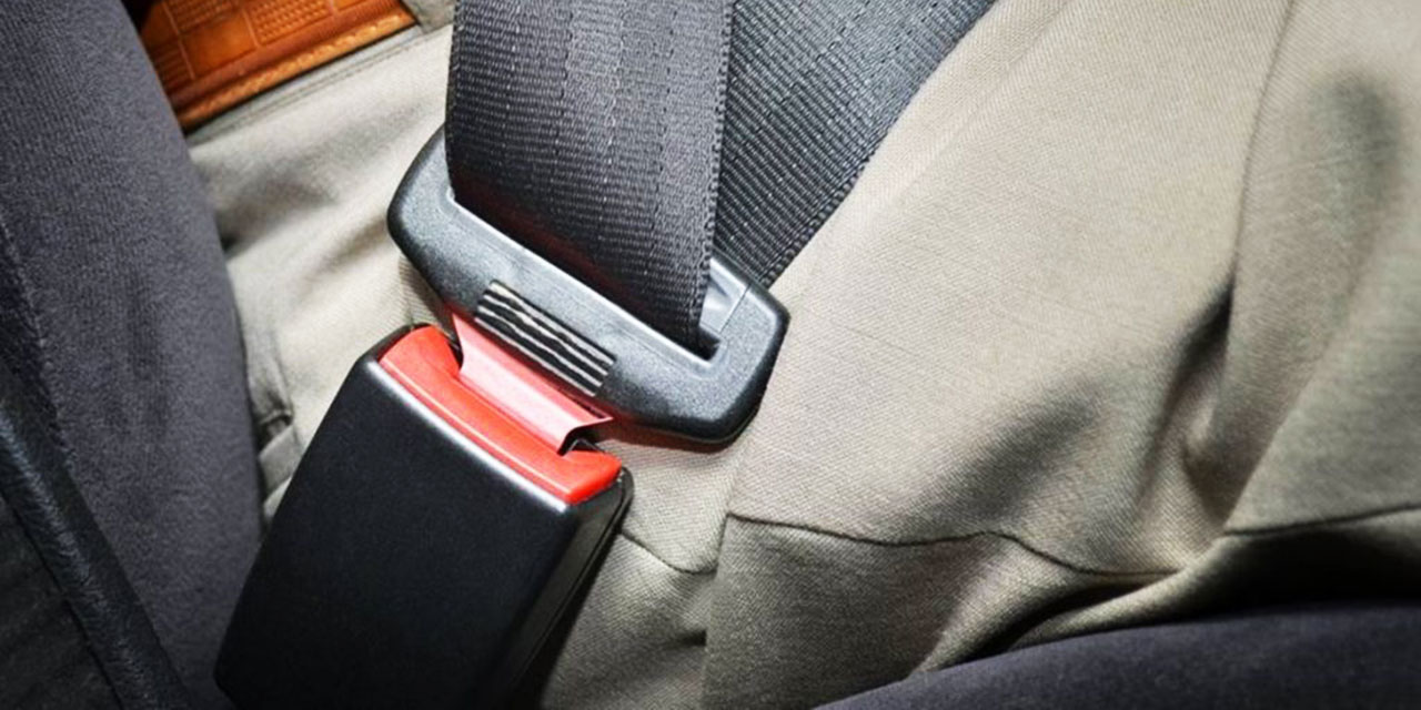 Sürücü adayları emniyet kemeri simülasyon eğitimi alacak