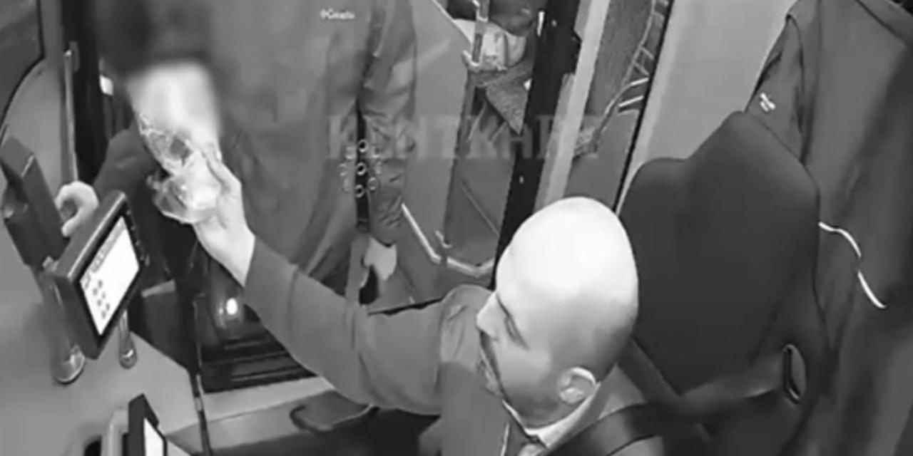 Otobüs şoförü iftara yetişemeyenlere yemek dağıttı