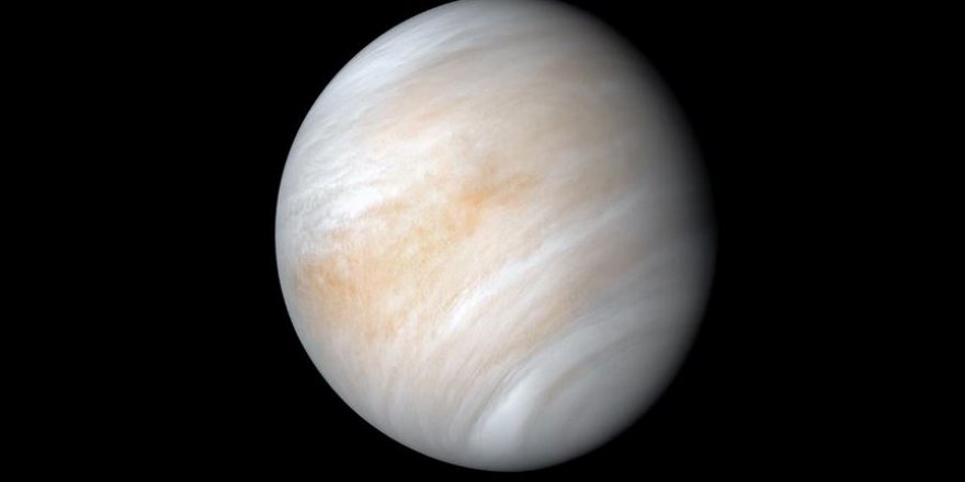 NASA’nın Güneş kaşifi, Venüs’ün yüzeyini ilk defa görünür ışıkta fotoğrafladı