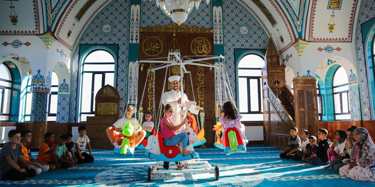 Camide çocuklara yönelik etkinlikler düzenlendi