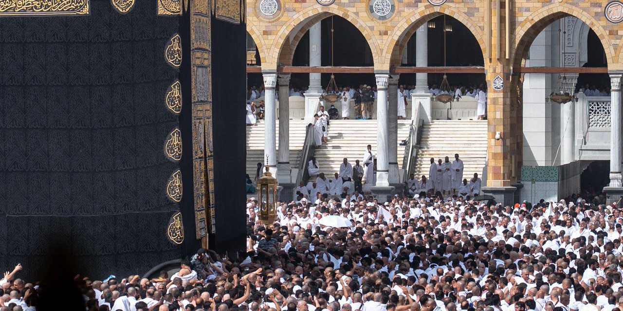 Kabe'de en kalabalık Ramazan umresi