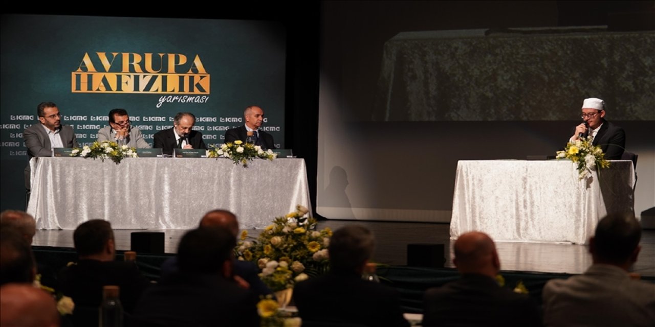 Almanya'da 3. Avrupa Hafızlık Yarışması düzenlendi