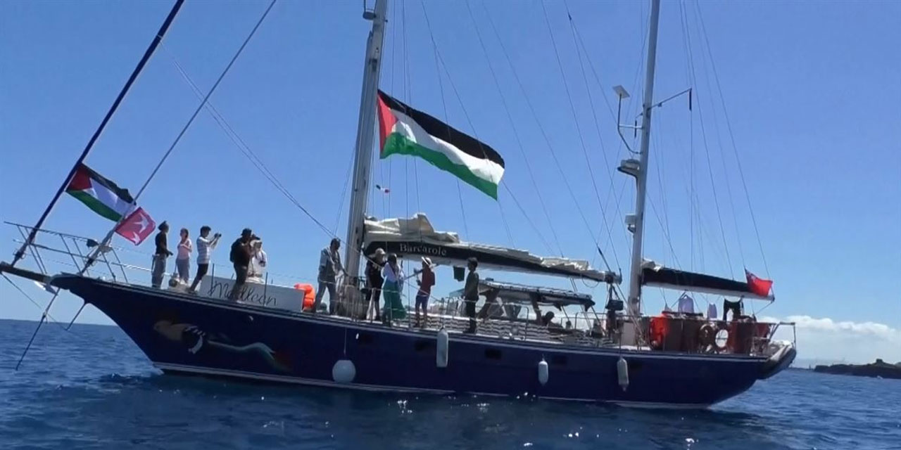 Gazze için Özgürlük Filosu'nun yeni gemisi İtalya'dan hareket etti