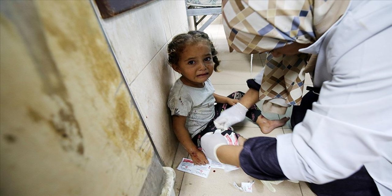 Dalga geçiyorlar! Gazzeli çocuklar hastalıktan ölmesin, israil öldürsün diye aşılanacak!
