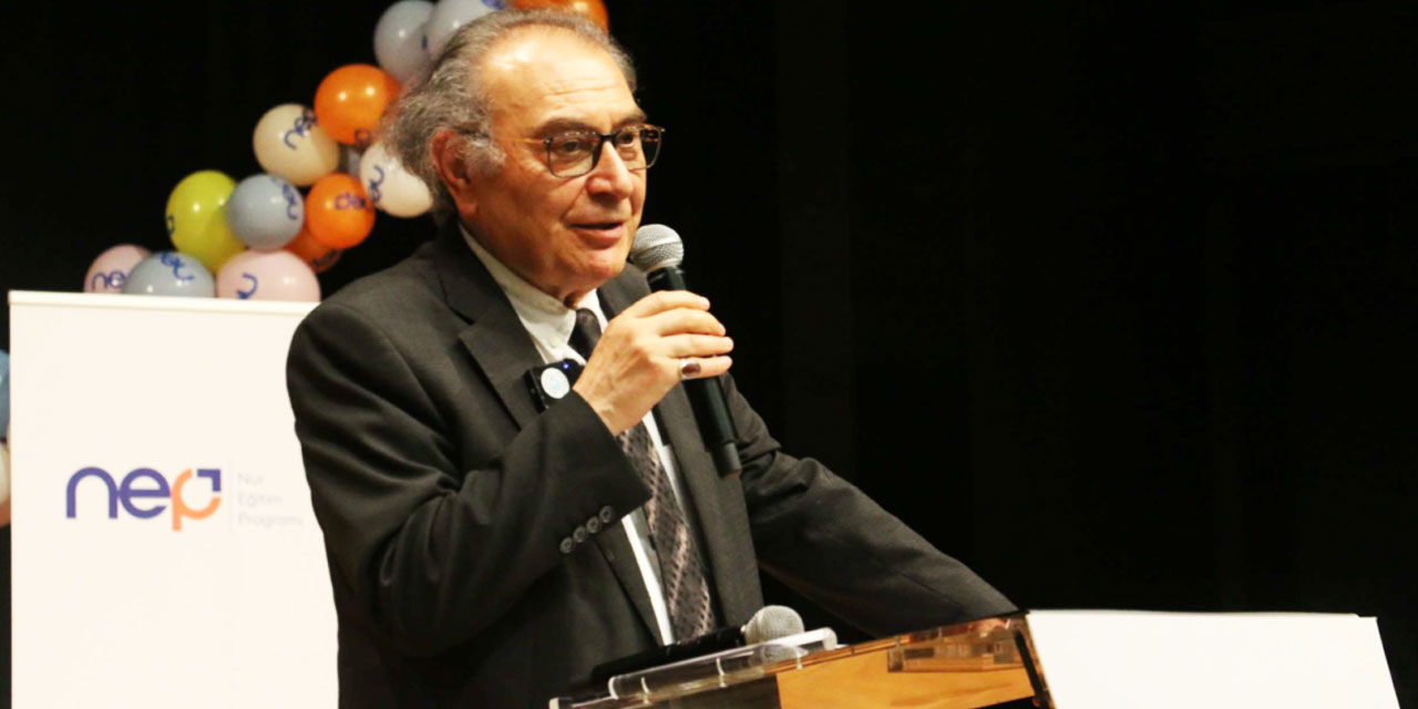 Nevzat Tarhan: Okullarda ‘neden’ sorusunun cevabı Risale-i Nur'da var