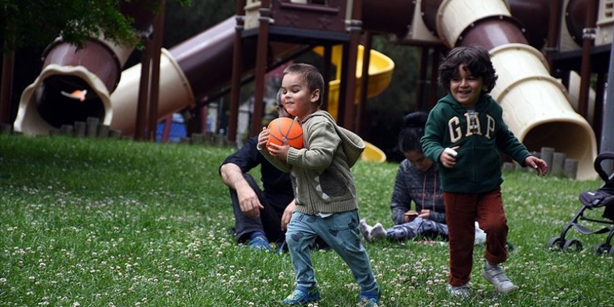 Türkiye nüfusunun 22 milyon 738 bin 300'ü çocuk