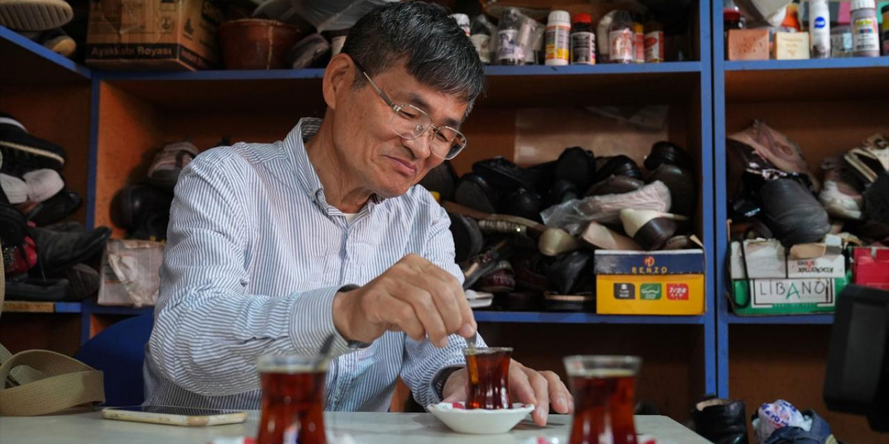 İkram edilen çay Japon Okawa'yı İslam diniyle tanıştırdı