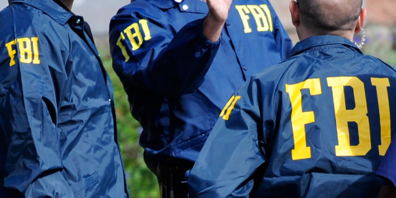 FBI'ın İzleme Listesi Müslümanları yoruyor: Dinin ne? Günde kaç vakit namaz kılarsın?