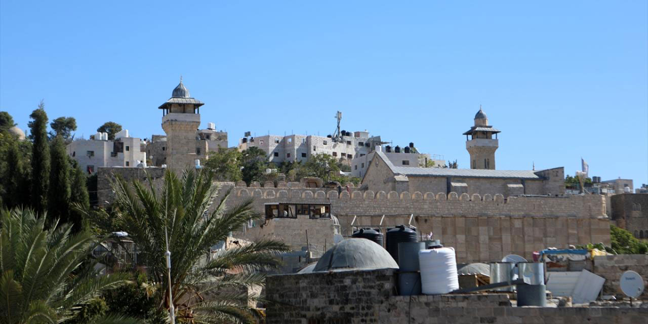 Katil israil, Harem-i İbrahim Camisi'ni ikinci bir duyuruya kadar kapattı