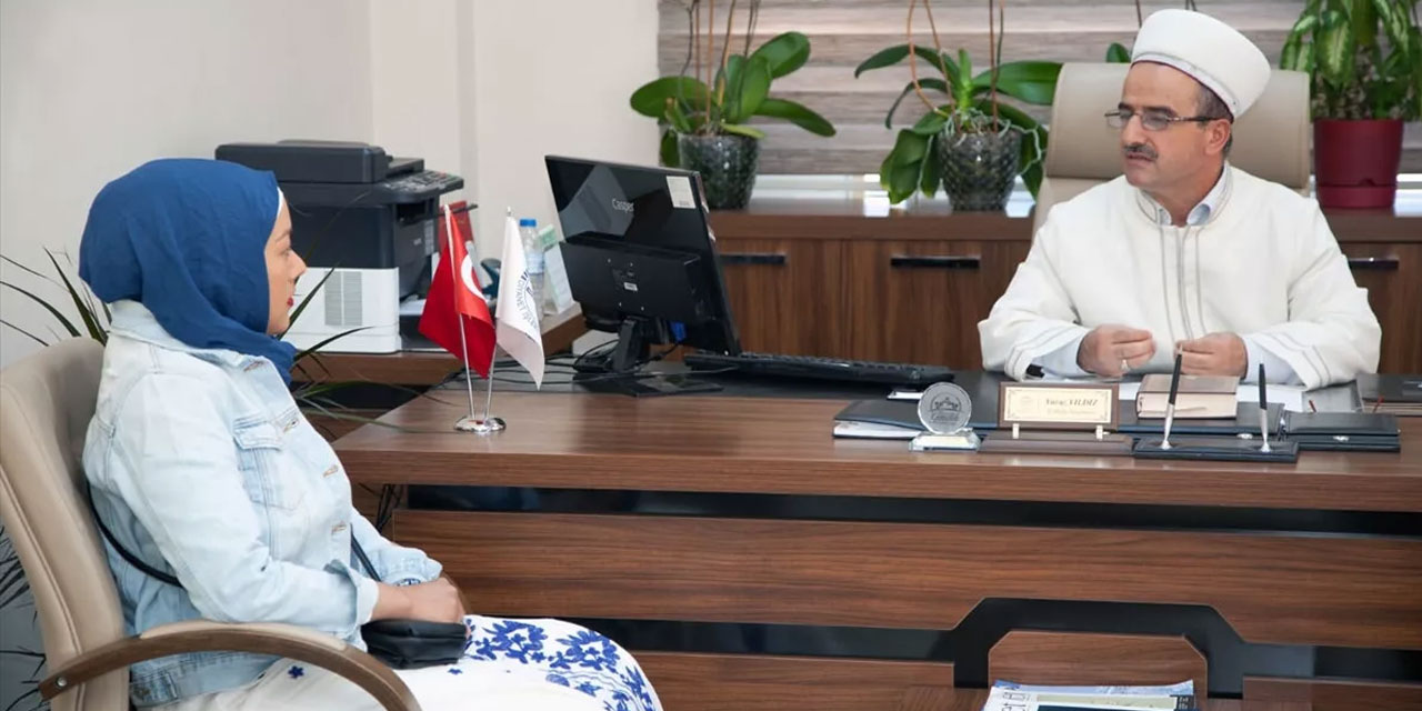 Panama vatandaşı kadın Müslüman olup Ayşe ismini aldı