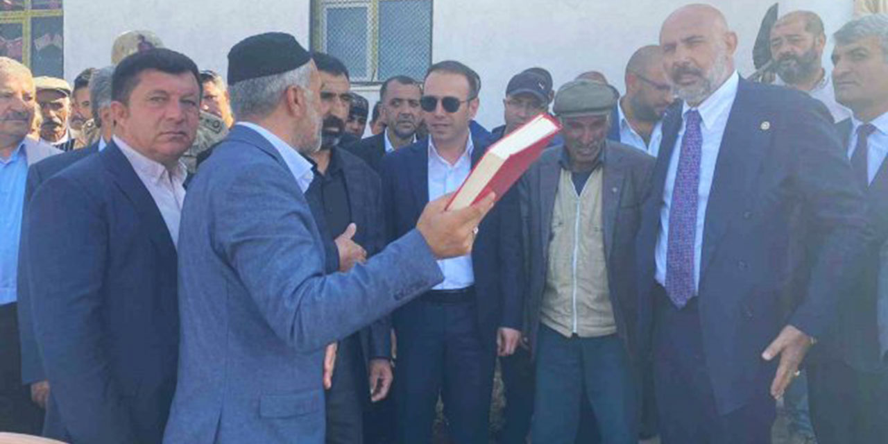 Kan davalı aileler Kur'an'ın altından geçerek barıştı